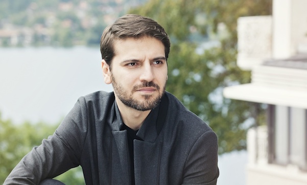Singer Sami Yusuf Banned by Iranian State TV After Concert in Israel
